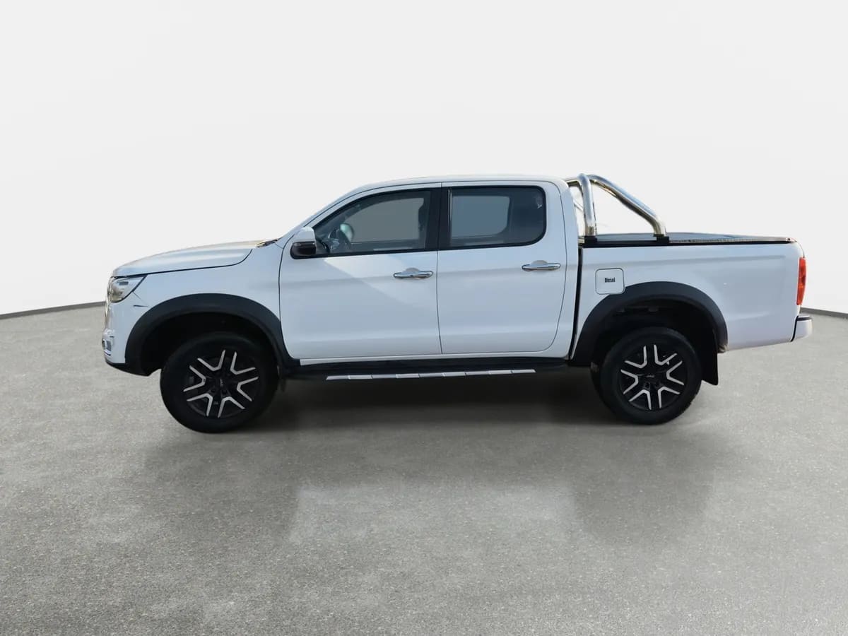 JAC T8 2.0 Comfort 4x2 Diesel Mt 4p año 2022