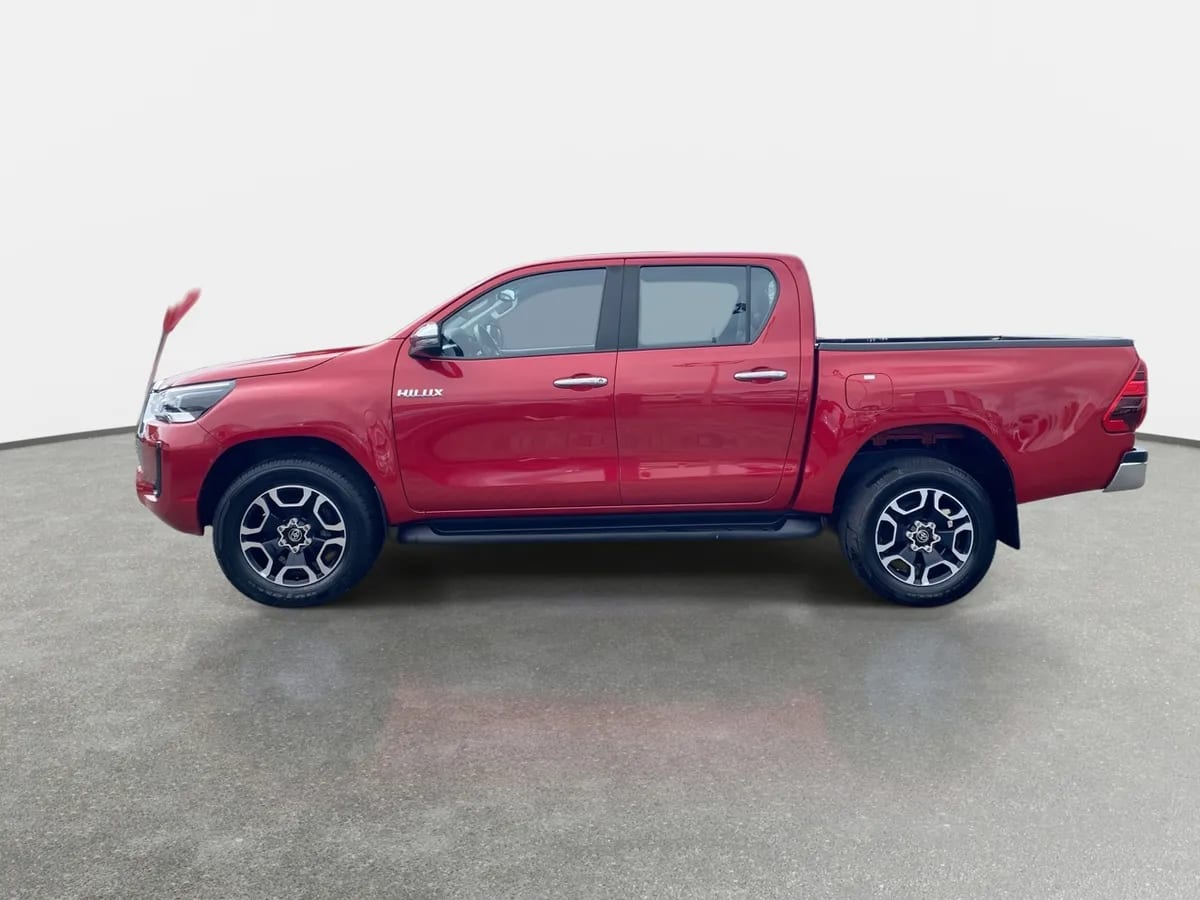 Toyota Hilux 2.8 Srv Diesel 4x4 Dob. Cab. At 4p año 2024