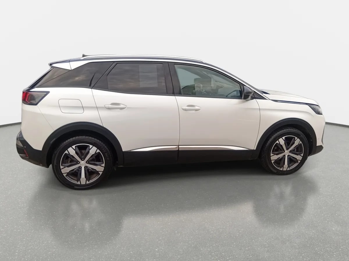 Peugeot 3008 1.5 Allure Pack Bluehdi 130 4x2 Eat8 5p año 2024