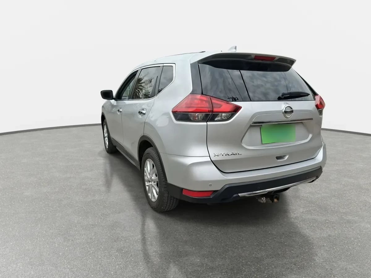 Nissan X-Trail 2.5 Sense 4x2 2row Cvt At 5p año 2023