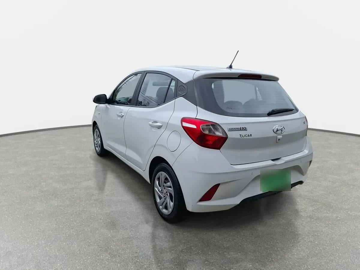 Hyundai Grand I10 1.2 Plus 4x2 Hb Mt 5p año 2024