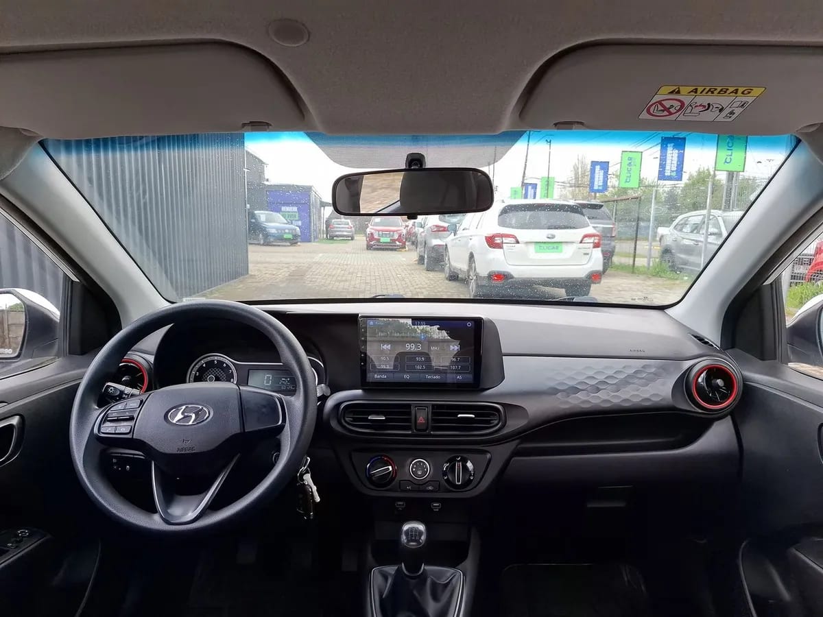Hyundai Grand I10 1.2 Plus 4x2 Hb Mt 5p año 2024