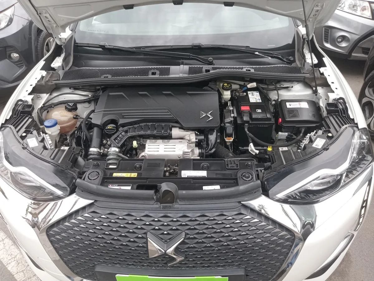 Citroen Ds3 1.2 Crossback Bastille Puretech 4x2 155 8at 5p año 2022