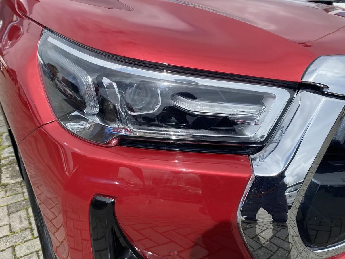 Toyota Hilux 2.8 Srv Diesel 4x4 Dob. Cab. At 4p año 2024