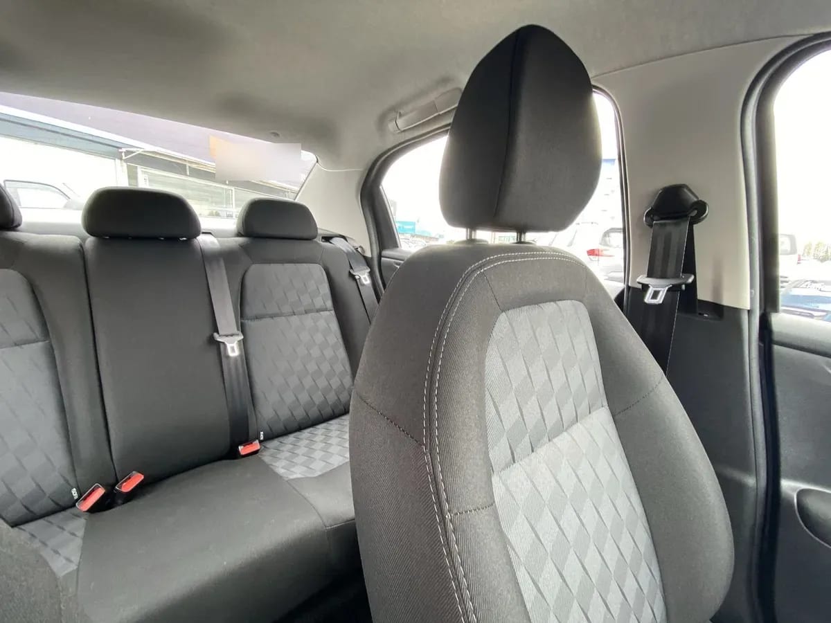 Citroen C-Elysee 1.5 Feel Pack Hdi Diesel 4x2 100 Bvm Mt 4p año 2024