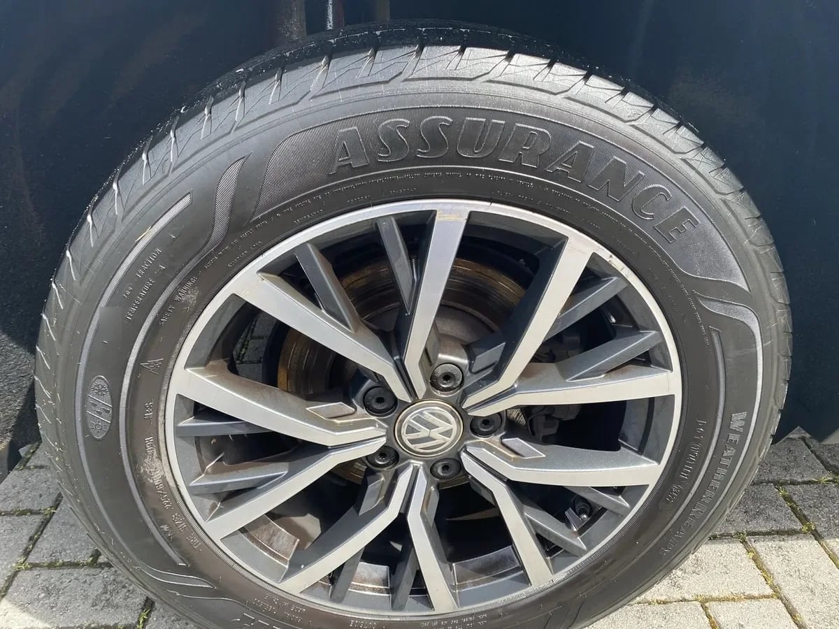 Volkswagen Tiguan 2.0 Tdi Comfortline Diesel 4motion 4x4 150hp 7a At 5p año 2019