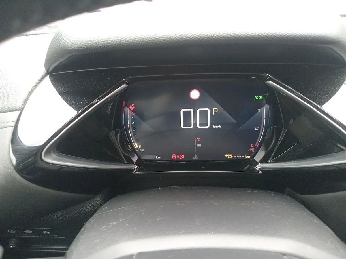 Citroen Ds3 1.2 Crossback Bastille Puretech 4x2 155 8at 5p año 2022