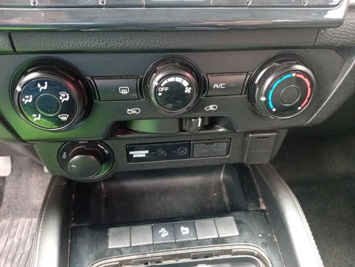 Mazda Bt-50 3.0 High Diesel 4x4 Dob.cab. 6mt 4p año 2023