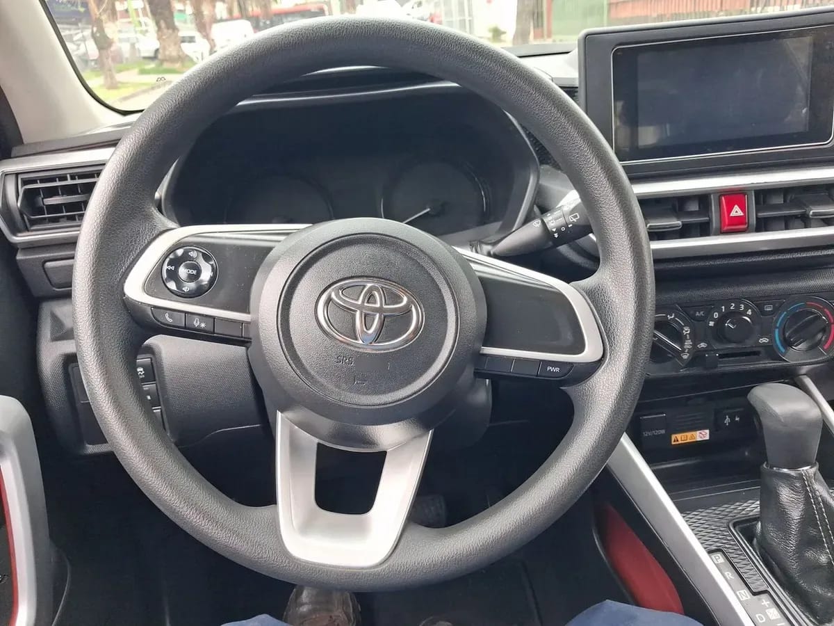 Toyota Raize 1.2 E 4x2 At 5p año 2023