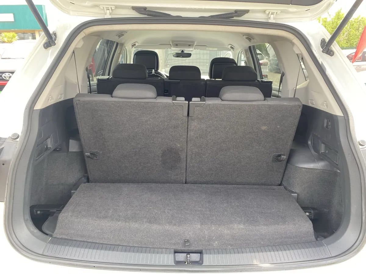 Volkswagen Tiguan 2.0 Tdi Comfortline Diesel 4motion 4x4 150hp 7a At 5p año 2019