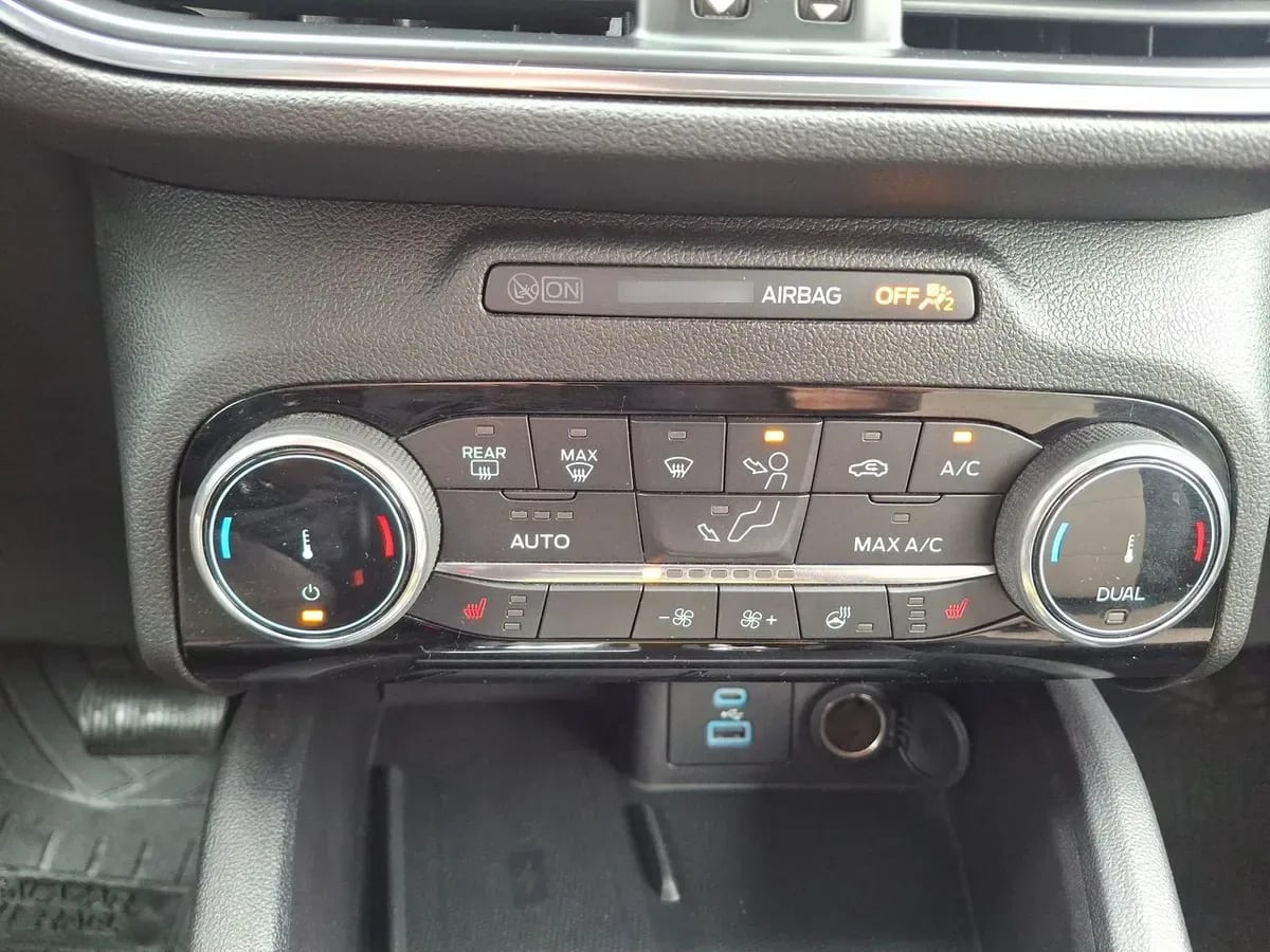 Ford Escape 2.0 Gtdi Titanium Awd At 5p año 2023