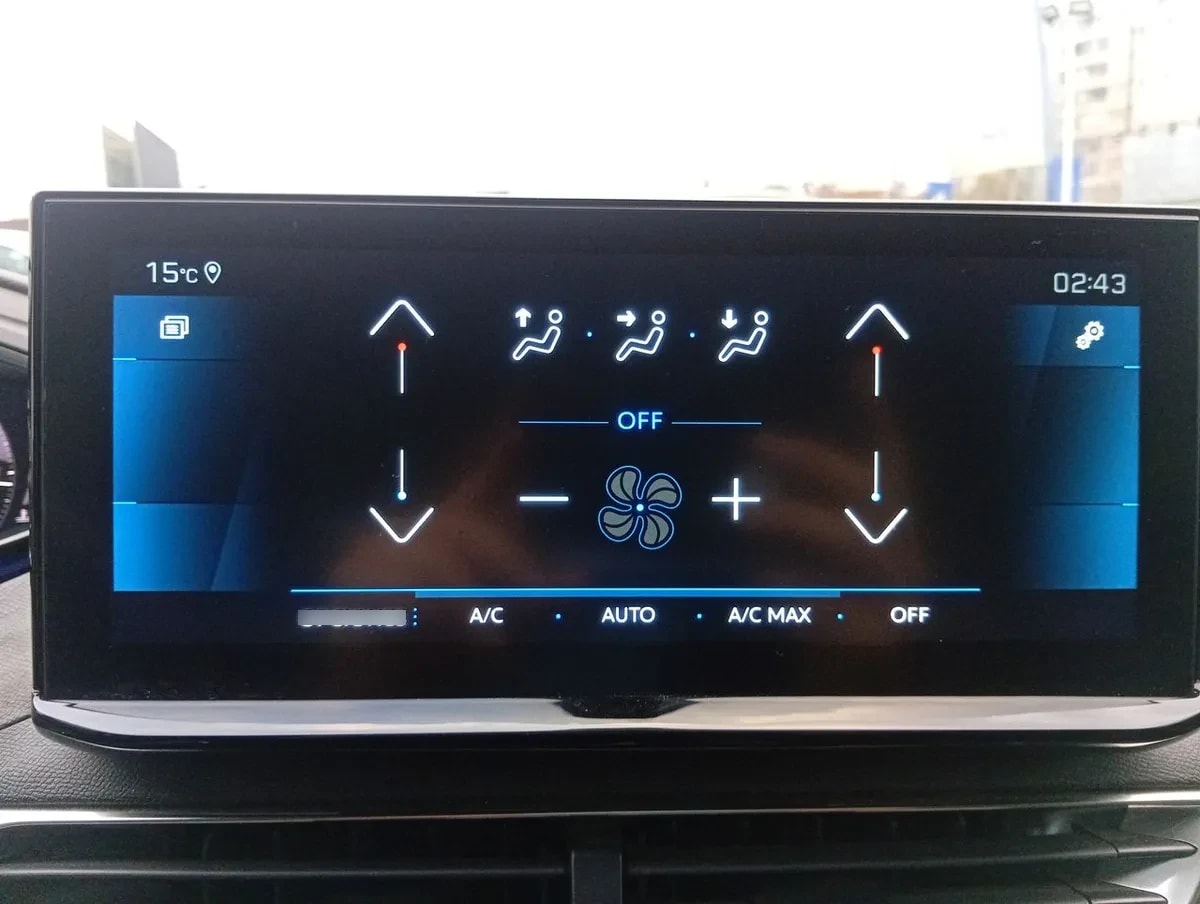Peugeot 3008 1.5 Allure Pack Bluehdi 130 4x2 Eat8 5p año 2024