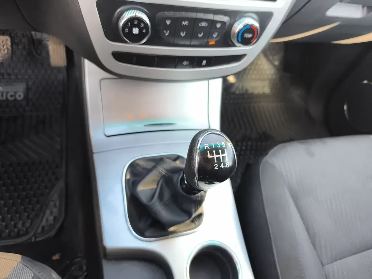 JAC T8 2.0 Comfort 4x2 Diesel Mt 4p año 2022