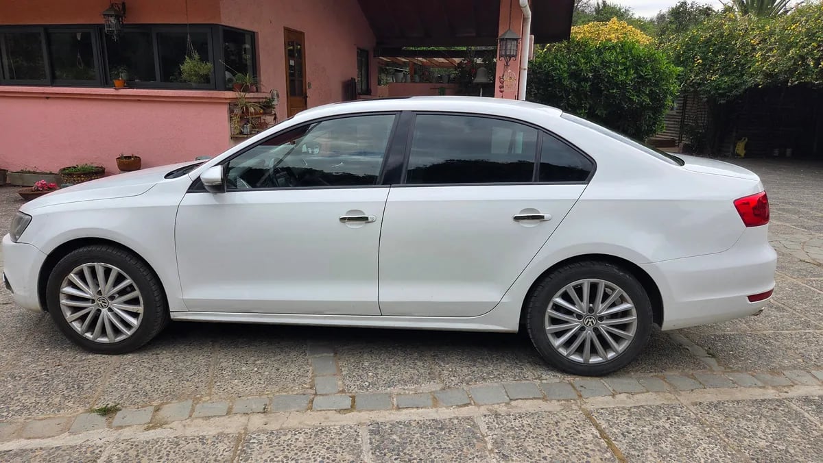 VOLKSWAGEN VENTO 2.0 Comfortline At año 2014