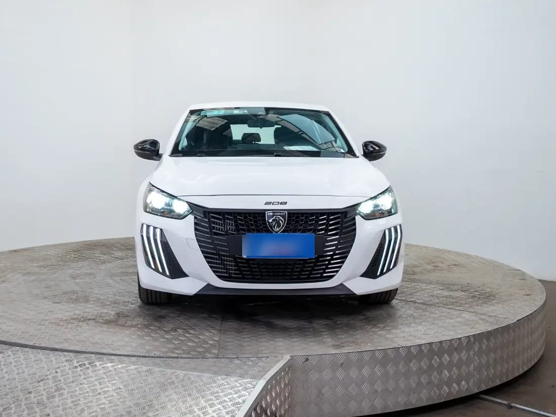Peugeot New 208 Mca Active Gasolina 100hp Mt año 2026