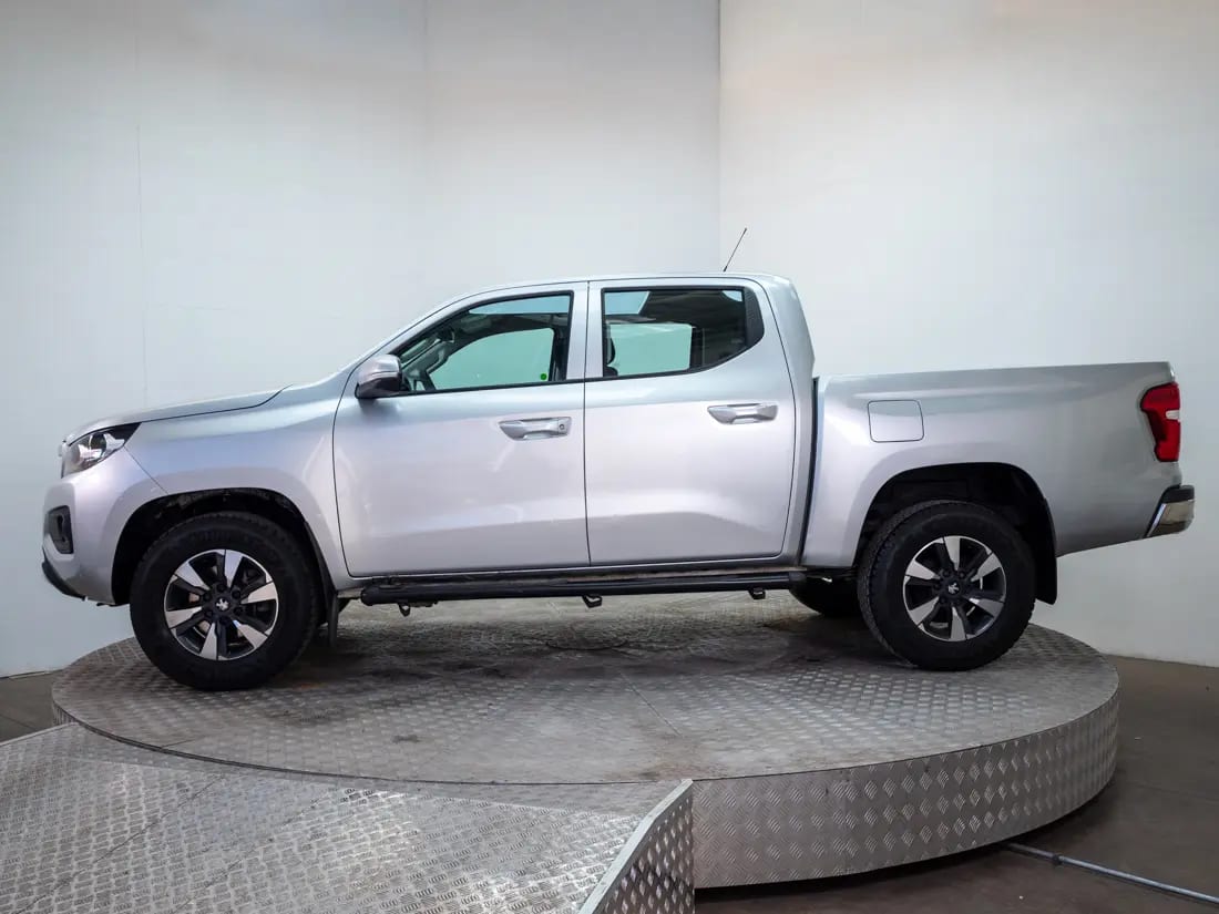 Peugeot Landtrek Active Bluehdi 180 4x4 At año 2024