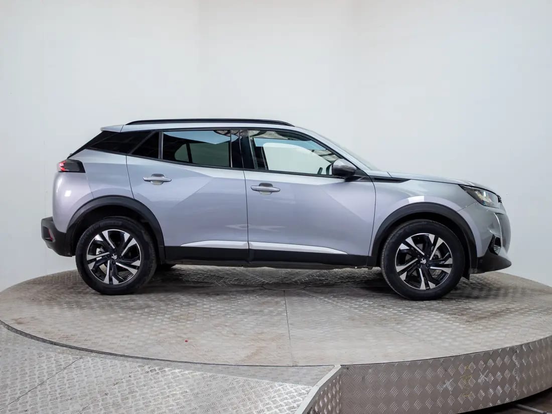 Peugeot 2008 1.2 Allure Pack Puretech 130 Mt año 2021
