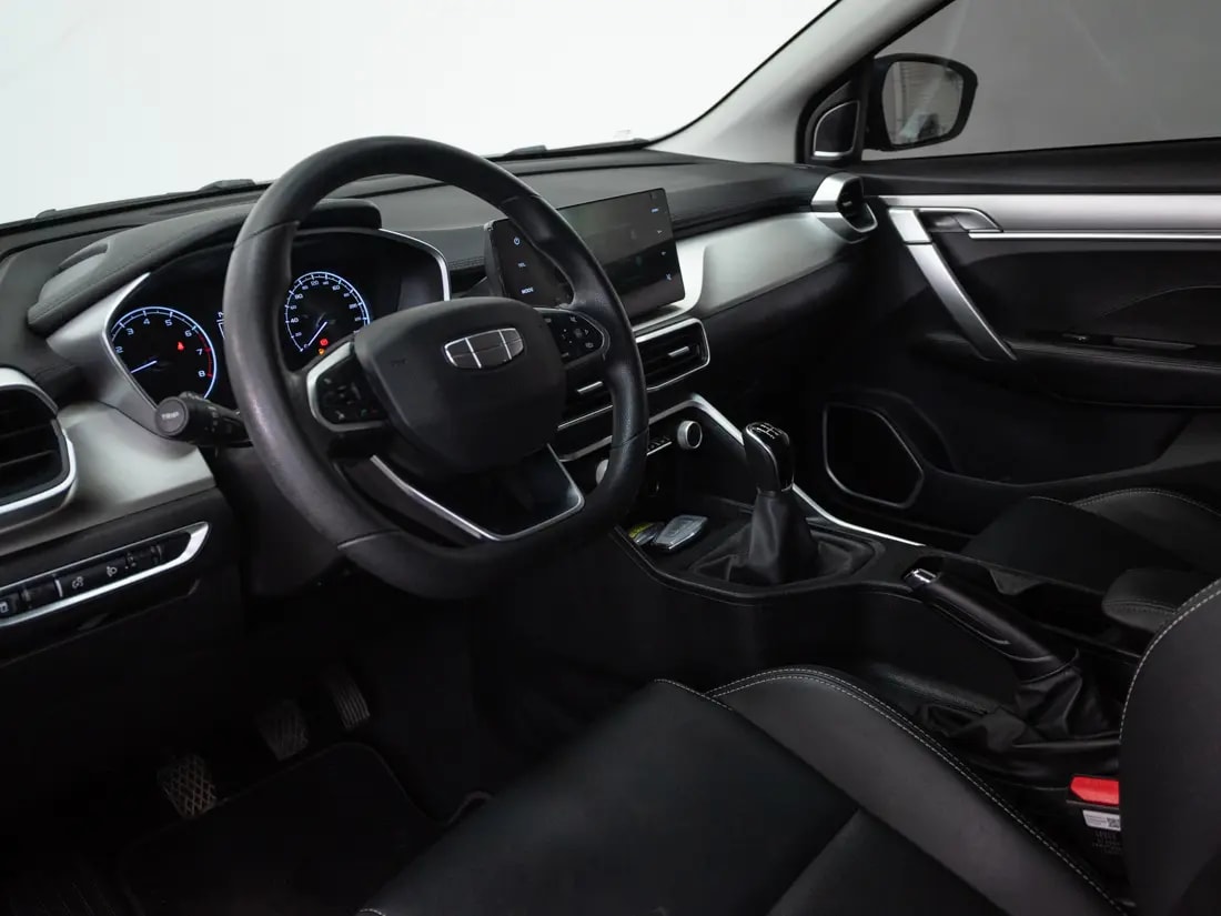 Geely Coolray Lite 1.5 Pop Mt año 2025
