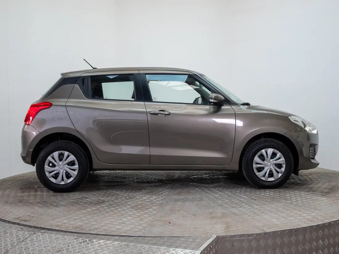 Suzuki Swift 1.2 Gl Mt año 2025