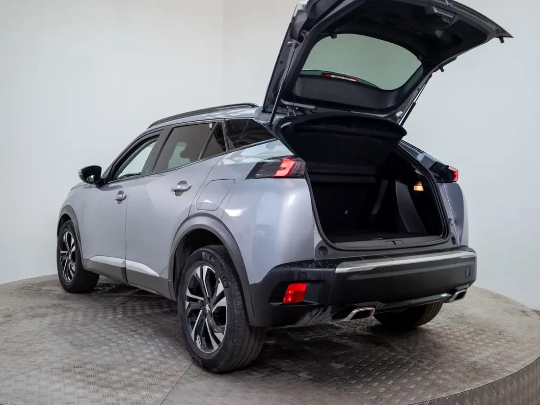 Peugeot 2008 1.2 Allure Pack Puretech 130 Mt año 2021
