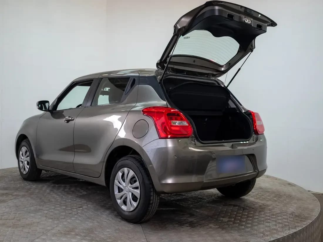 Suzuki Swift 1.2 Gl Mt año 2025