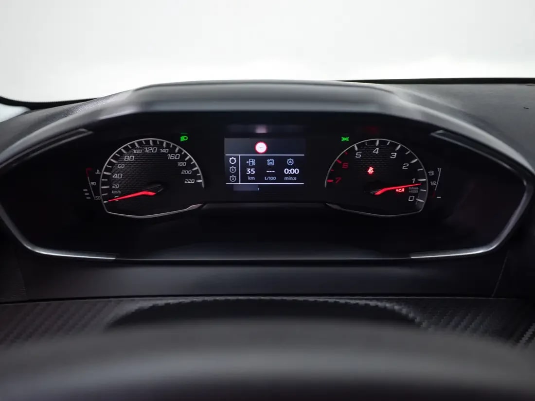 Peugeot New 208 Mca Active Gasolina 100hp Mt año 2026