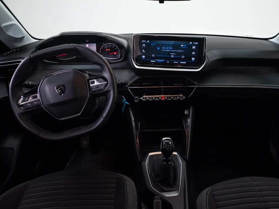Peugeot New 208 Mca Active Gasolina 100hp Mt año 2026