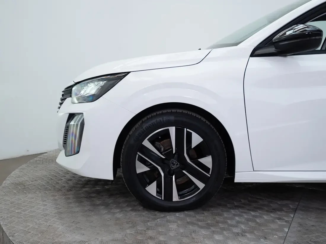 Peugeot New 208 Mca Active Gasolina 100hp Mt año 2026