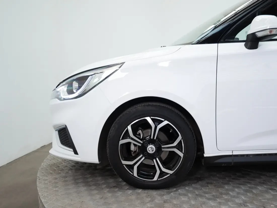MG 3 Mg 3 1.5 Com At año 2023