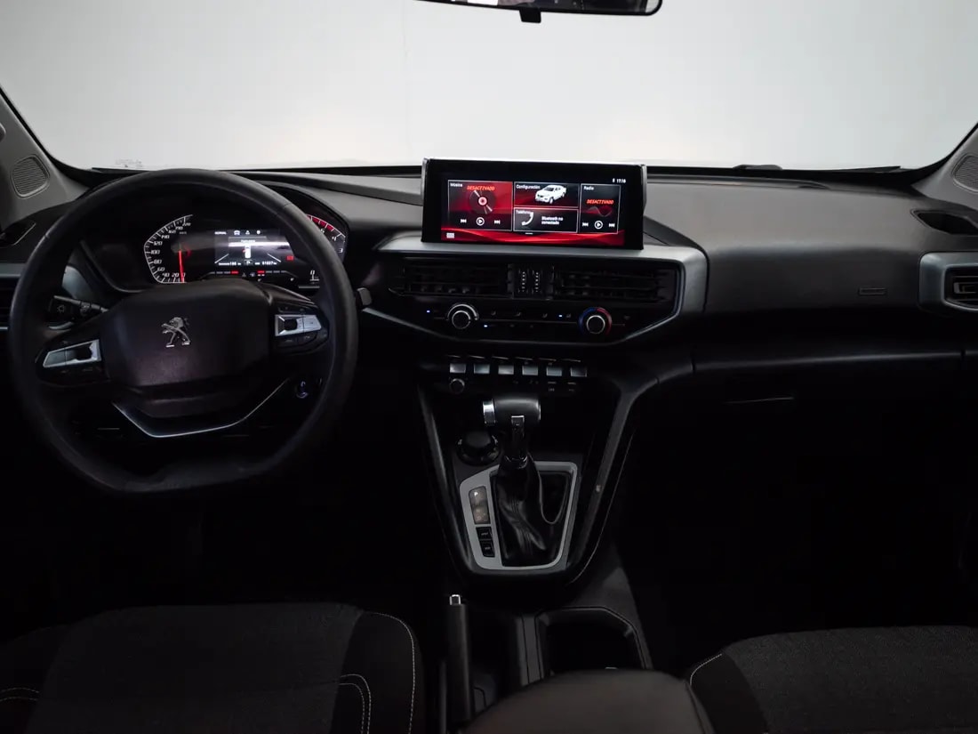 Peugeot Landtrek Active Bluehdi 180 4x4 At año 2024