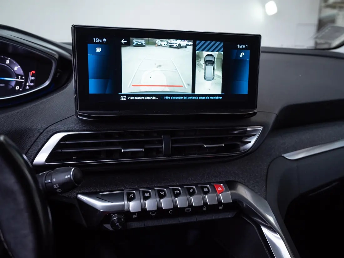 Peugeot 3008 1.6 Allure Pack Thp 165 At año 2022