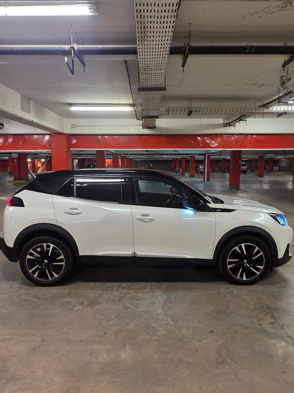 PEUGEOT 2008 1.5 Gt-Line Bluehdi 130 At Diesel año 2021