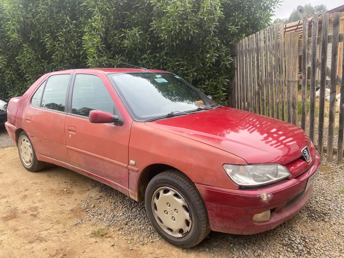 PEUGEOT 306 No Sé La Versión año 2000