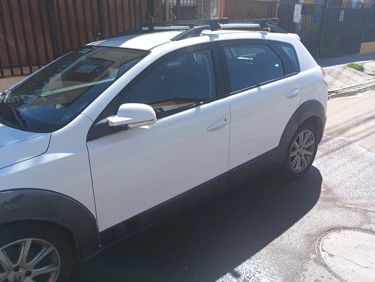 Dongfeng H30 1.6 Cross Elegante Mt año 2014