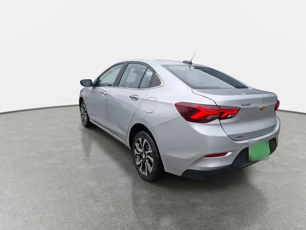 Chevrolet Onix 1.0t Premier 4x2 Sdn At 4p año 2023