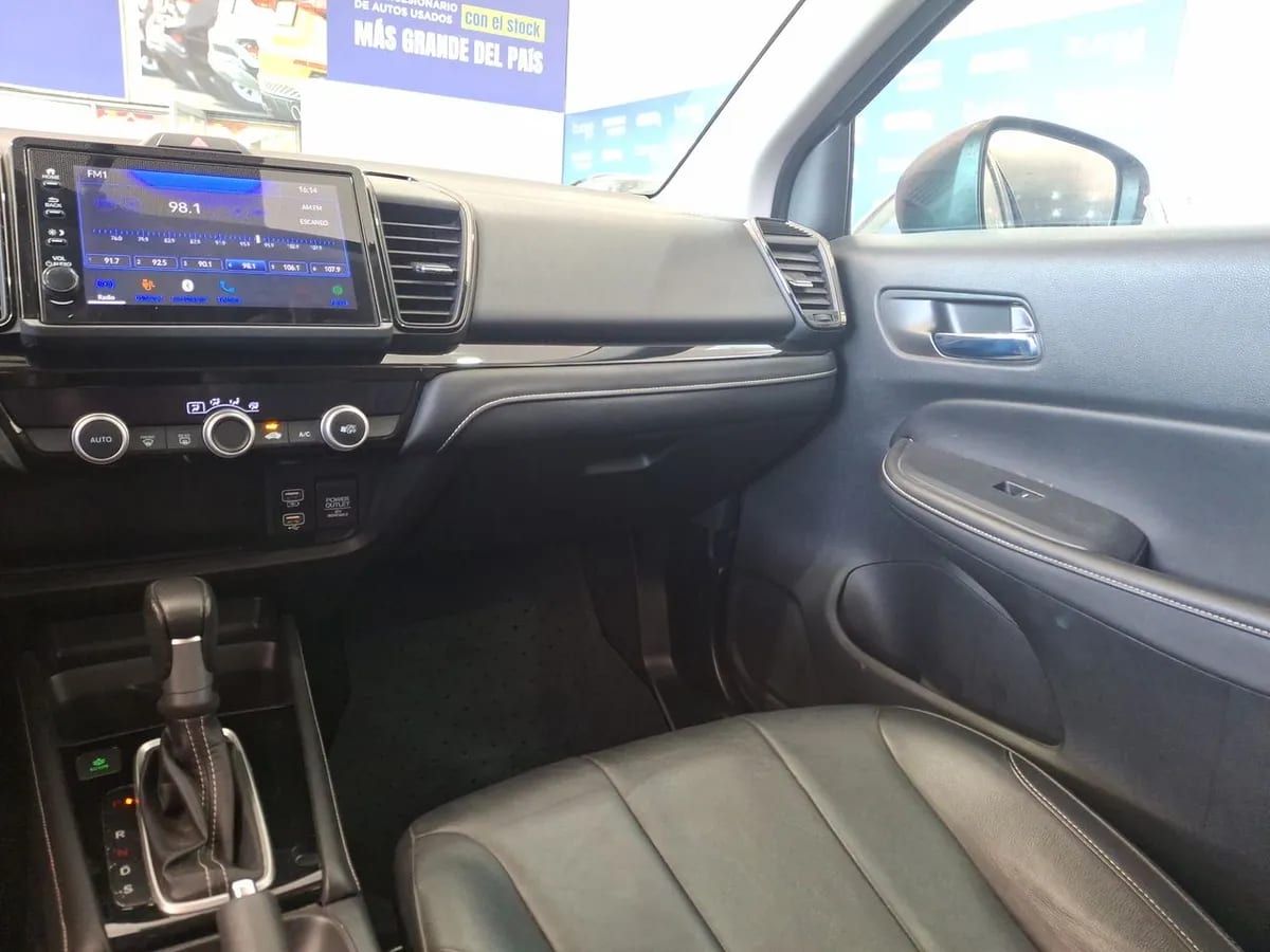 Honda City 1.5 Exl 4x2 Hb At 5p año 2023