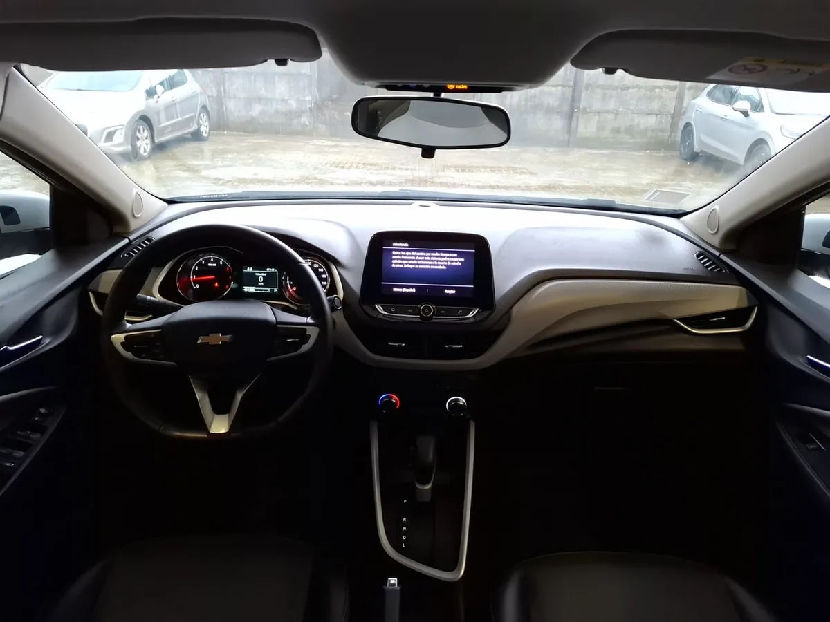 Chevrolet Onix 1.0t Premier 4x2 Sdn At 4p año 2023