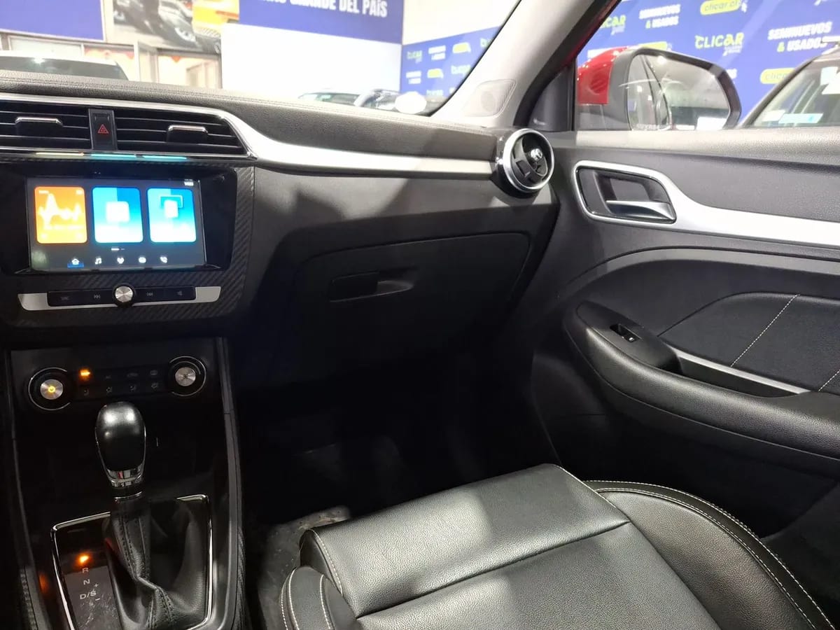 MG Mg Zs 1.5 Comfort 4x2 At 5p año 2023