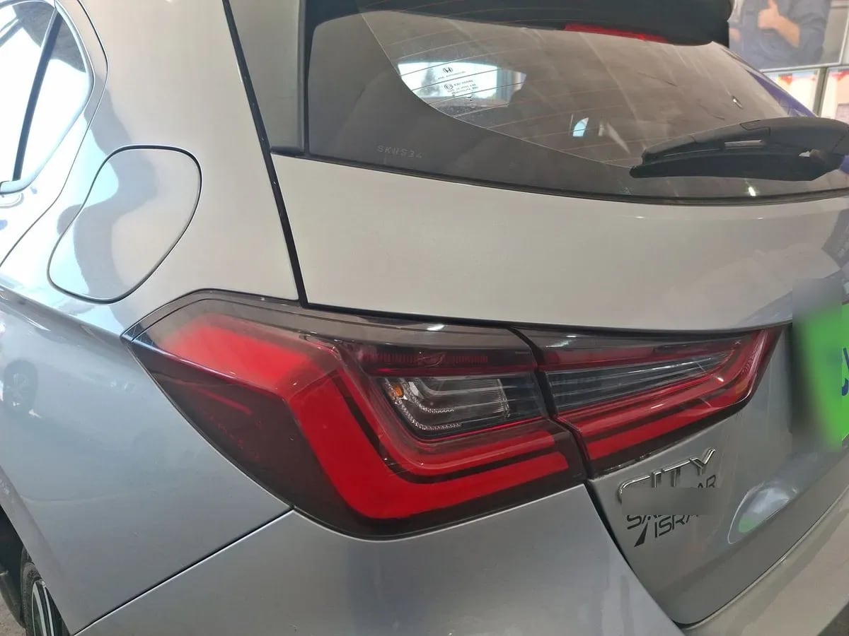 Honda City 1.5 Exl 4x2 Hb At 5p año 2023