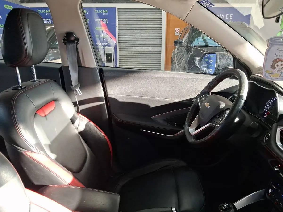 Chevrolet Groove 1.5 Premier P 4x2 Mt 5p año 2024
