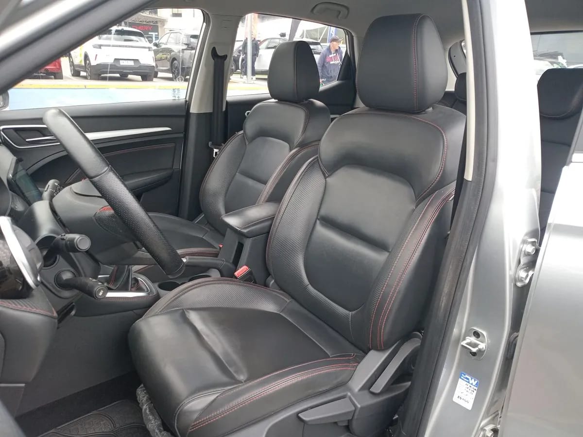 MG Mg Zx 1.5 Dlx 4x2 Mt 5p año 2023