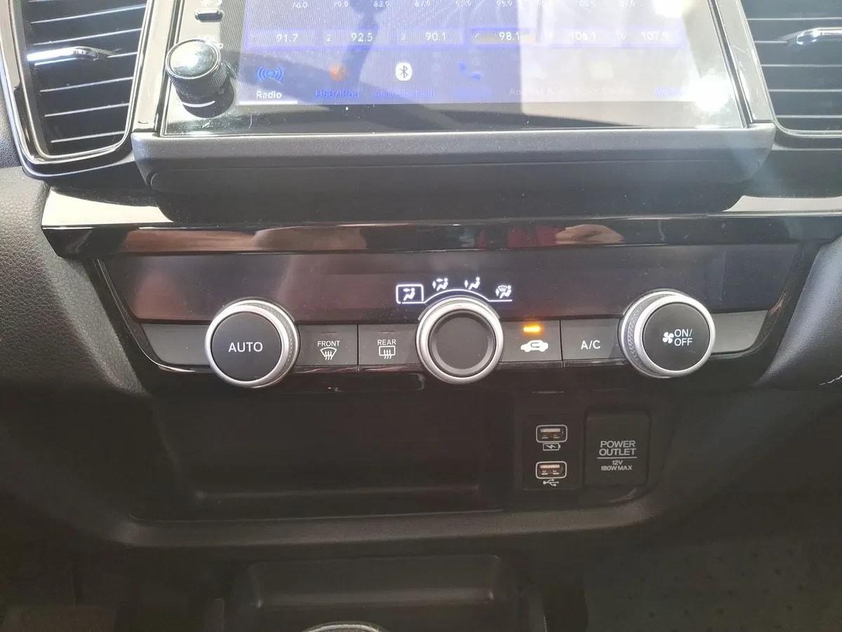 Honda City 1.5 Exl 4x2 Hb At 5p año 2023