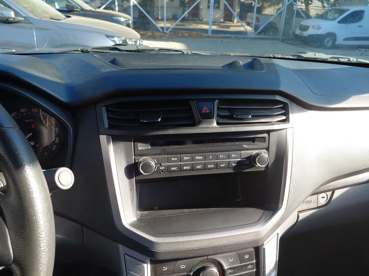 Maxus T60 2.0 Dx Diesel 4x2 Dob. Cab. Euro6 6mt 4p año 2024