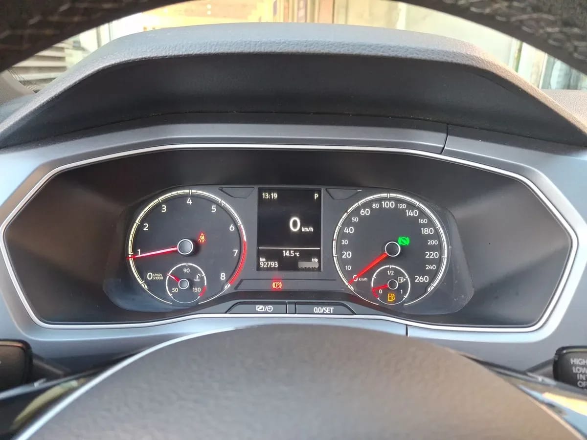 Volkswagen T-Cross 1.6 Comfortline 4x2 110 Hp At 5p año 2021