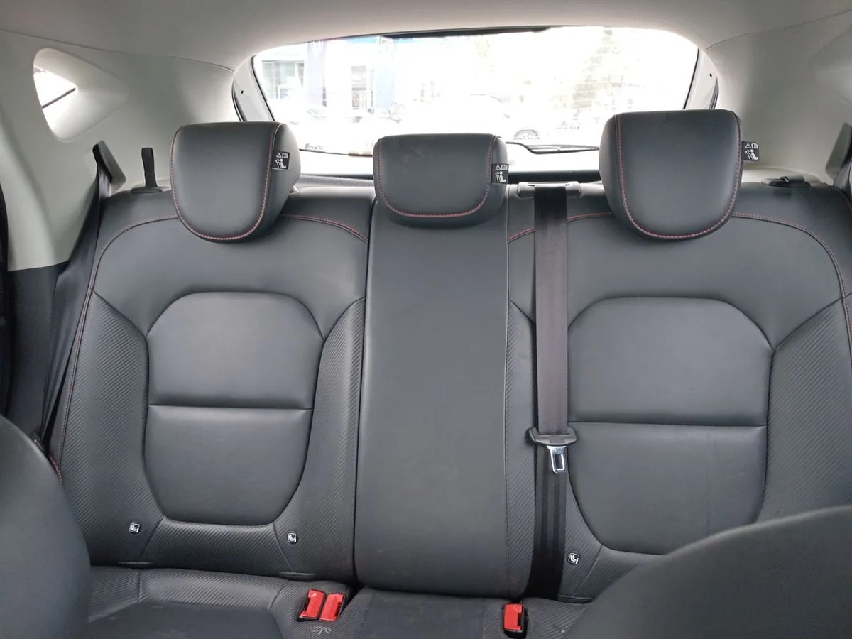 MG Mg Zx 1.5 Dlx 4x2 Mt 5p año 2023