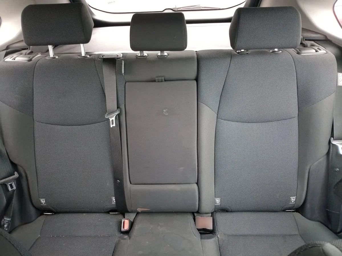 Toyota Rav 4 2.0 Le 4x4 Mt 5p año 2022