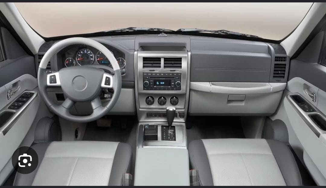 JEEP CHEROKEE 3.7 Limited At año 2011