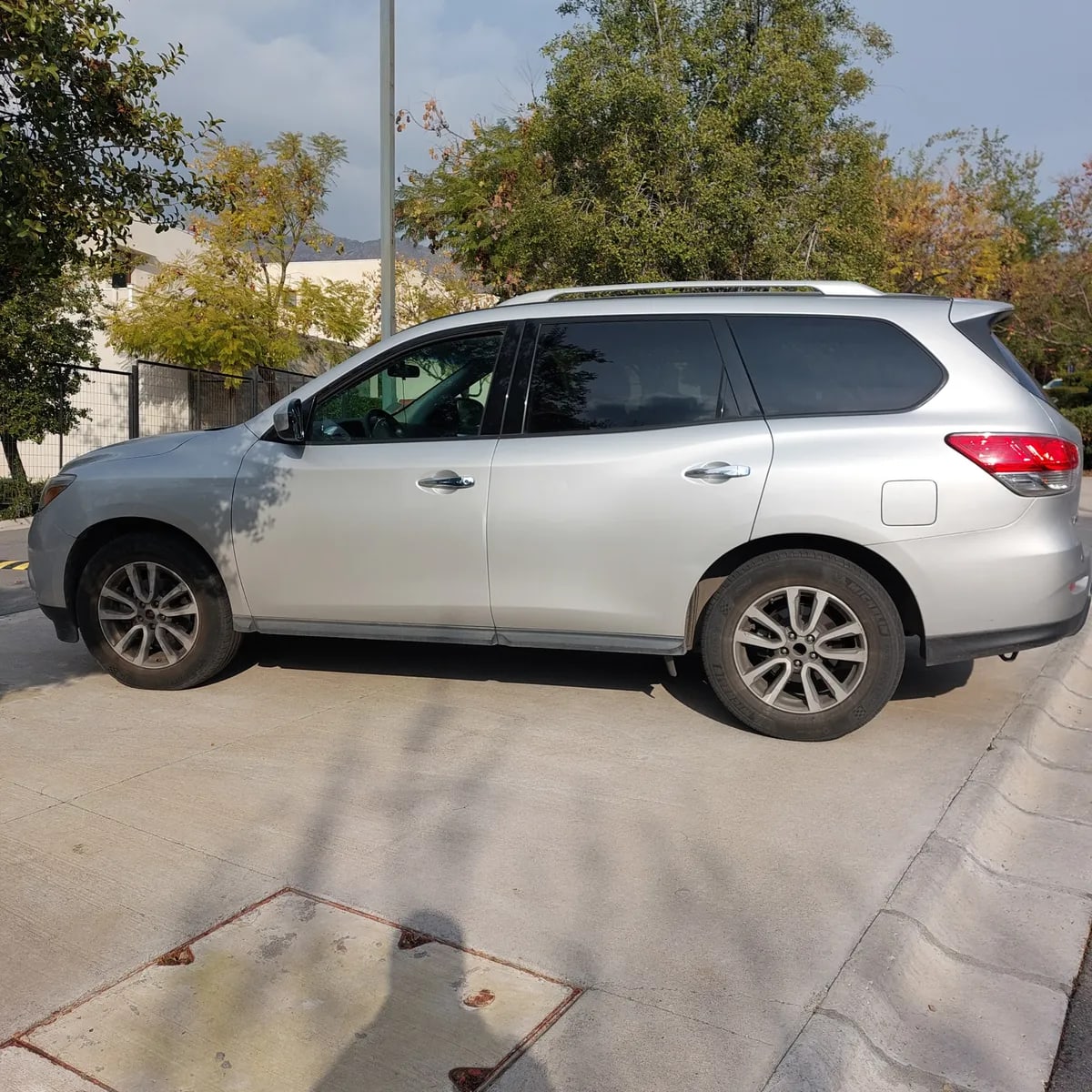 Nissan Pathfinder 3.5 Sense Cvt At 4x2 año 2016