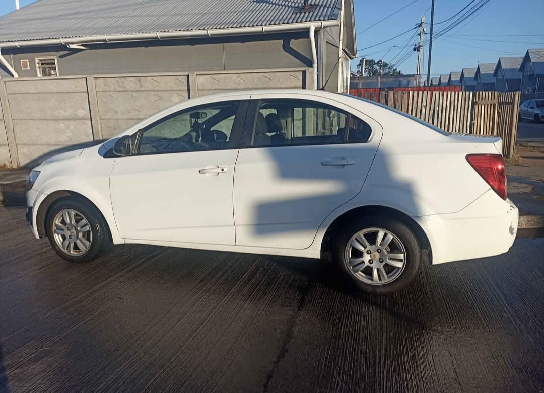 CHEVROLET SONIC 1.6 Hb 5p Mt año 2013