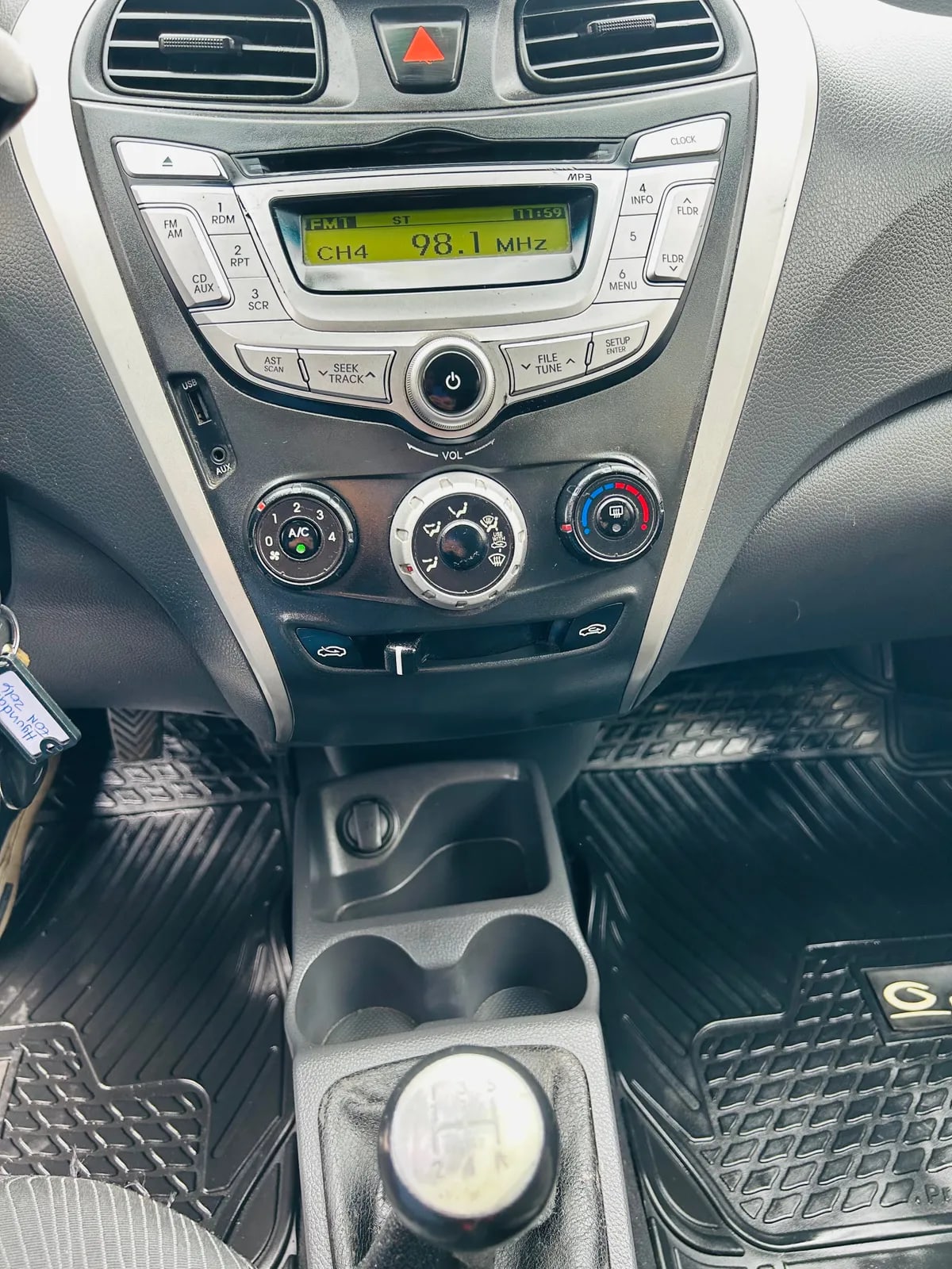 HYUNDAI EON 0.8 Ha 5dr Gl Mt año 2016